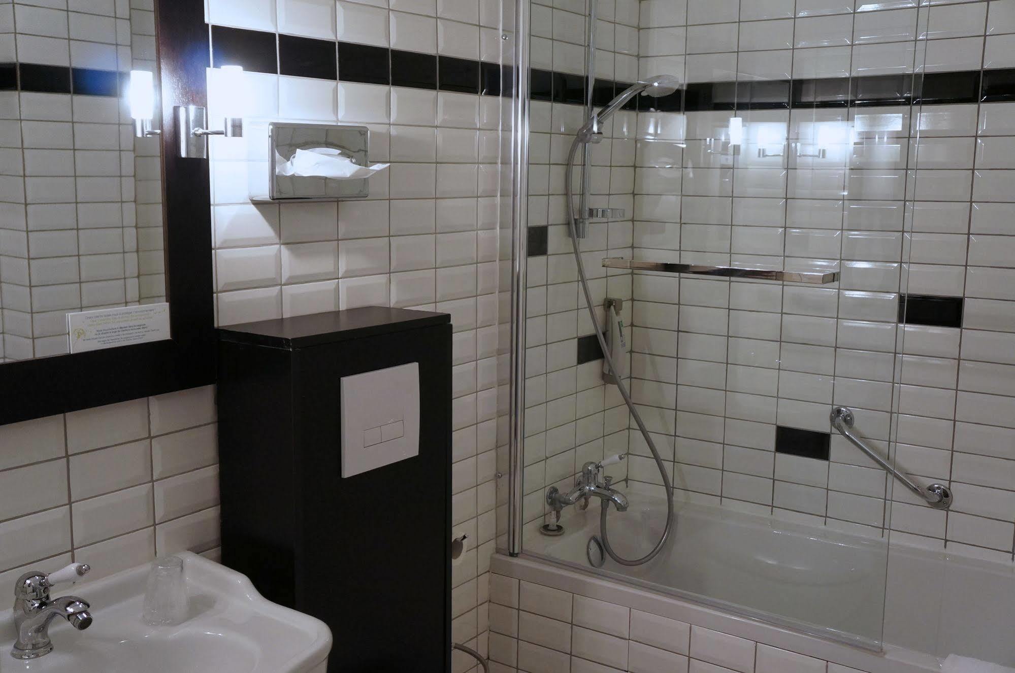 Ibis Styles Centre Hotel 3*